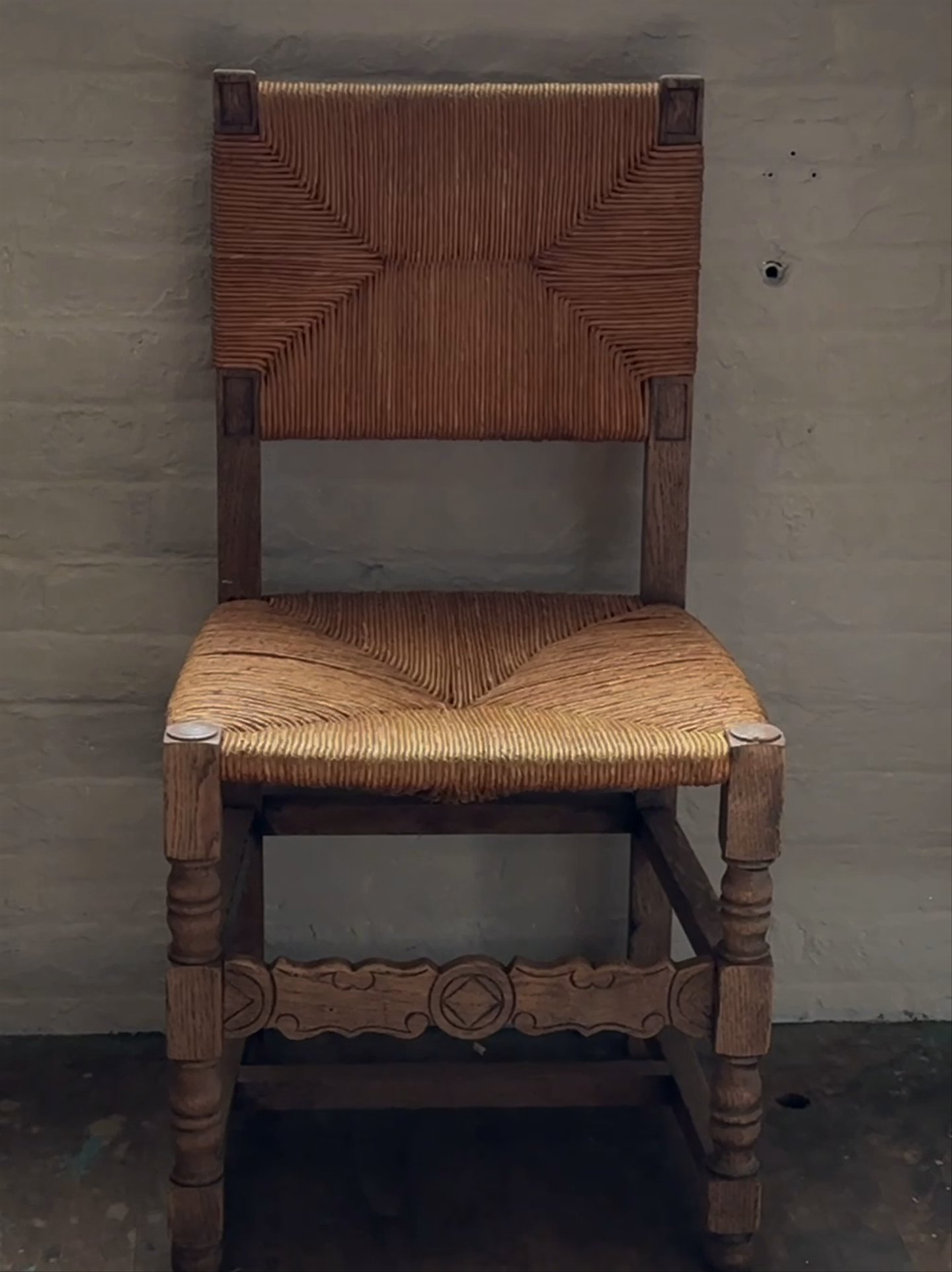 Avignon Rush Chair