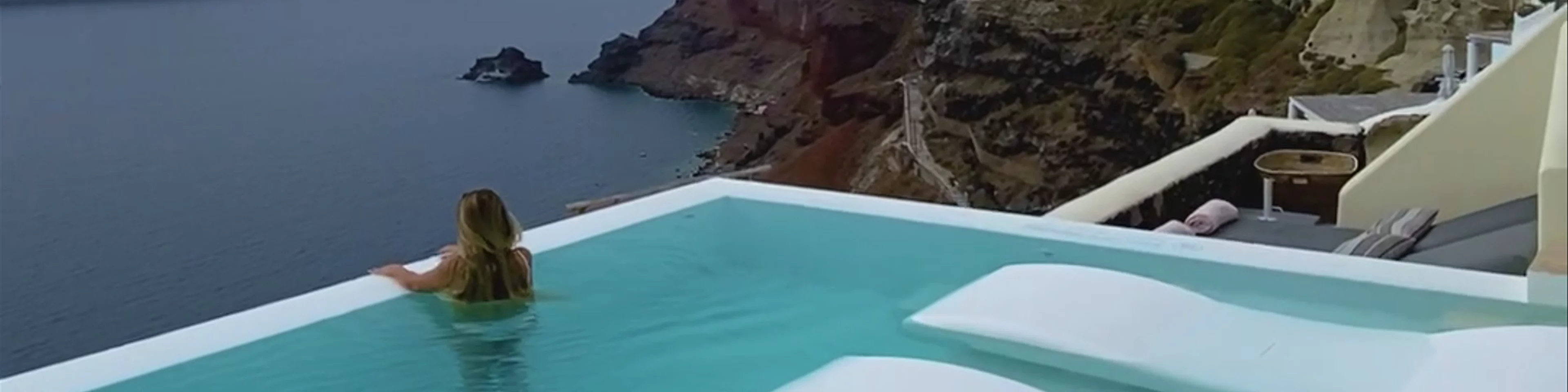 Canaves Oia Suites
