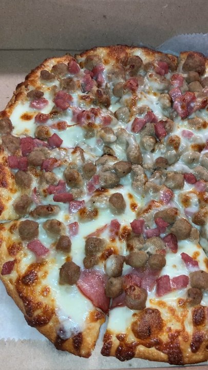 Zio Als Pizza And Pasta - meat lovers pizza with only the beef bacon ham and sausage-amazing - Pizza Near Me - Plano, Texas