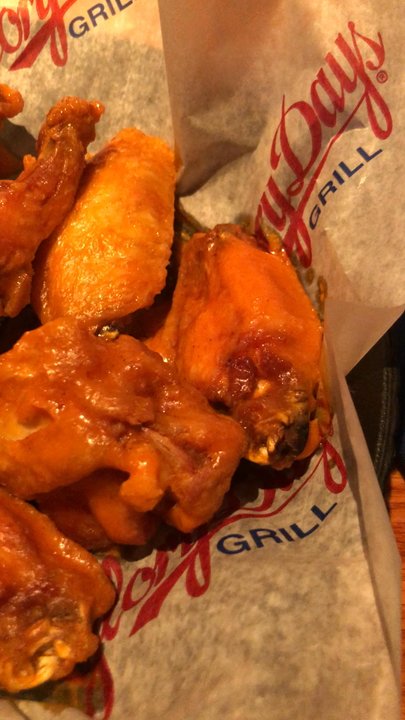 Glory Days Grill - Buffalo wings, burger & fries - American Near Me - Richmond, Virginia