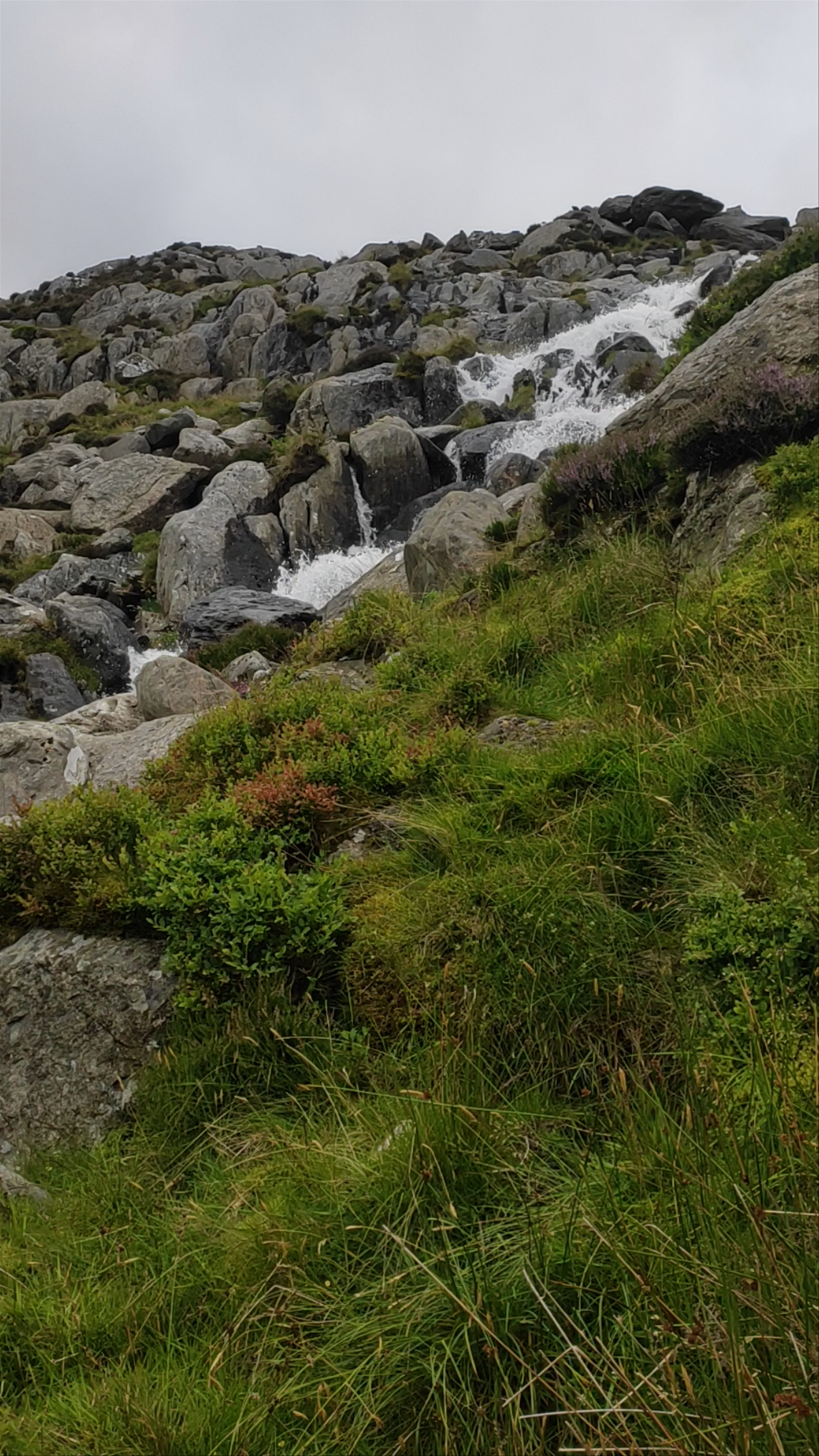 Tryfan Mountain Hike: Rugged Beauty in Bangor, Wales