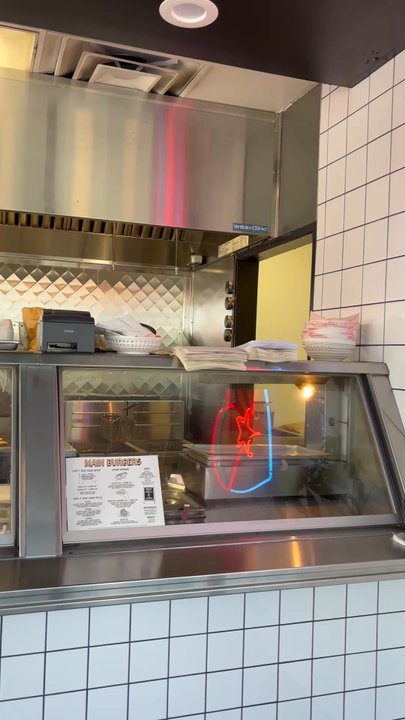 Main Burger - Burgers Near Me - Mesa, Arizona