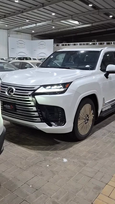 Lexus LX 600 2025