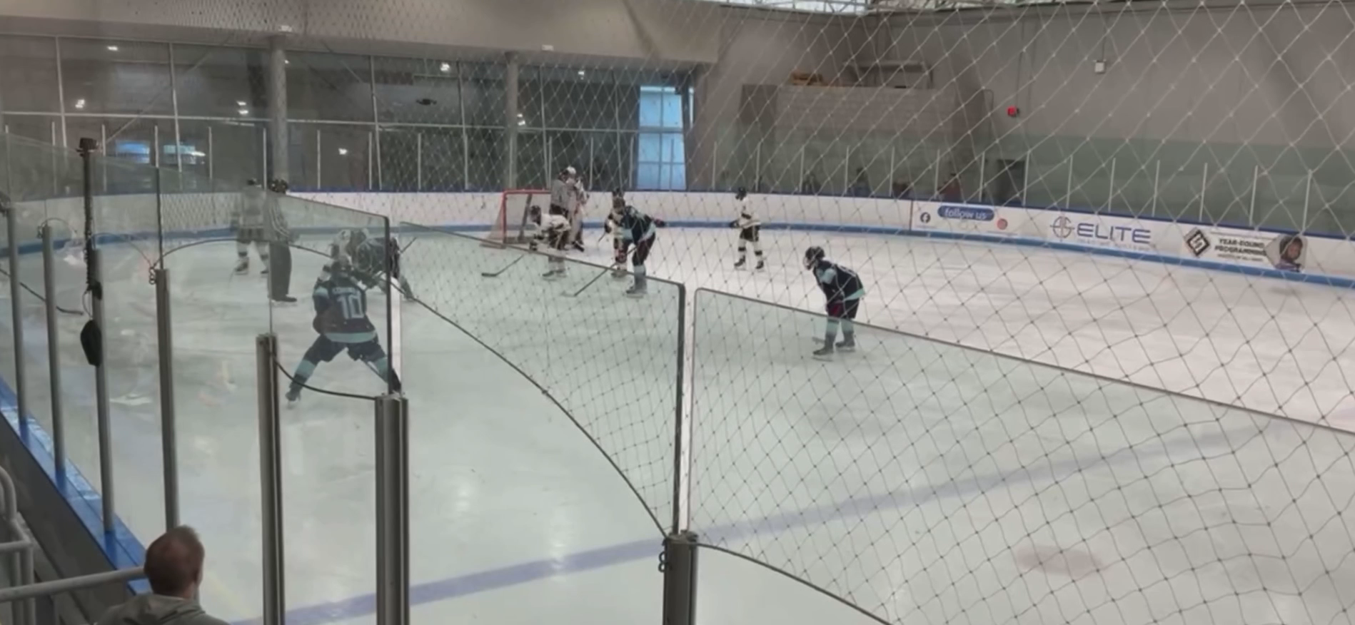 Full shift/ends in goal