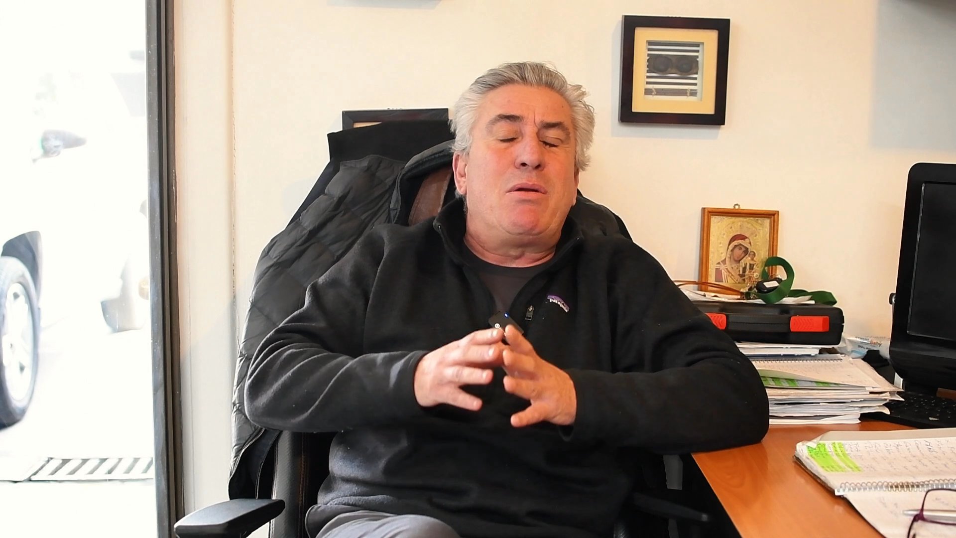 Reproducir video