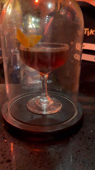 Lava Lounge Waikiki - Tiki Bars Near Me - Honolulu, Hawaii