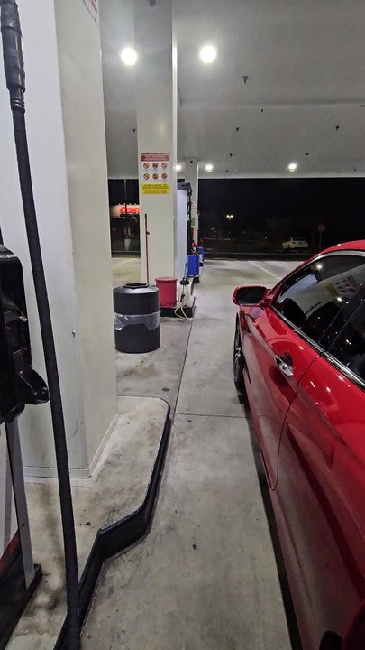 Costco Gasoline - Gas station - Gas Stations Near Me - Burbank, California