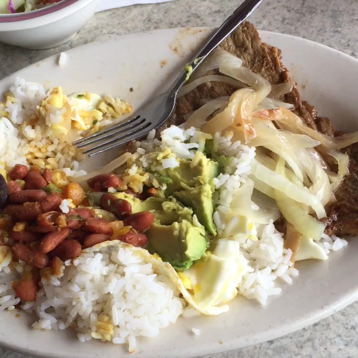Antojitos Latin Cravings - These little places are always the best. Omg the food here is much better then la cabaña. - Colombian Near Me - Tampa, Florida