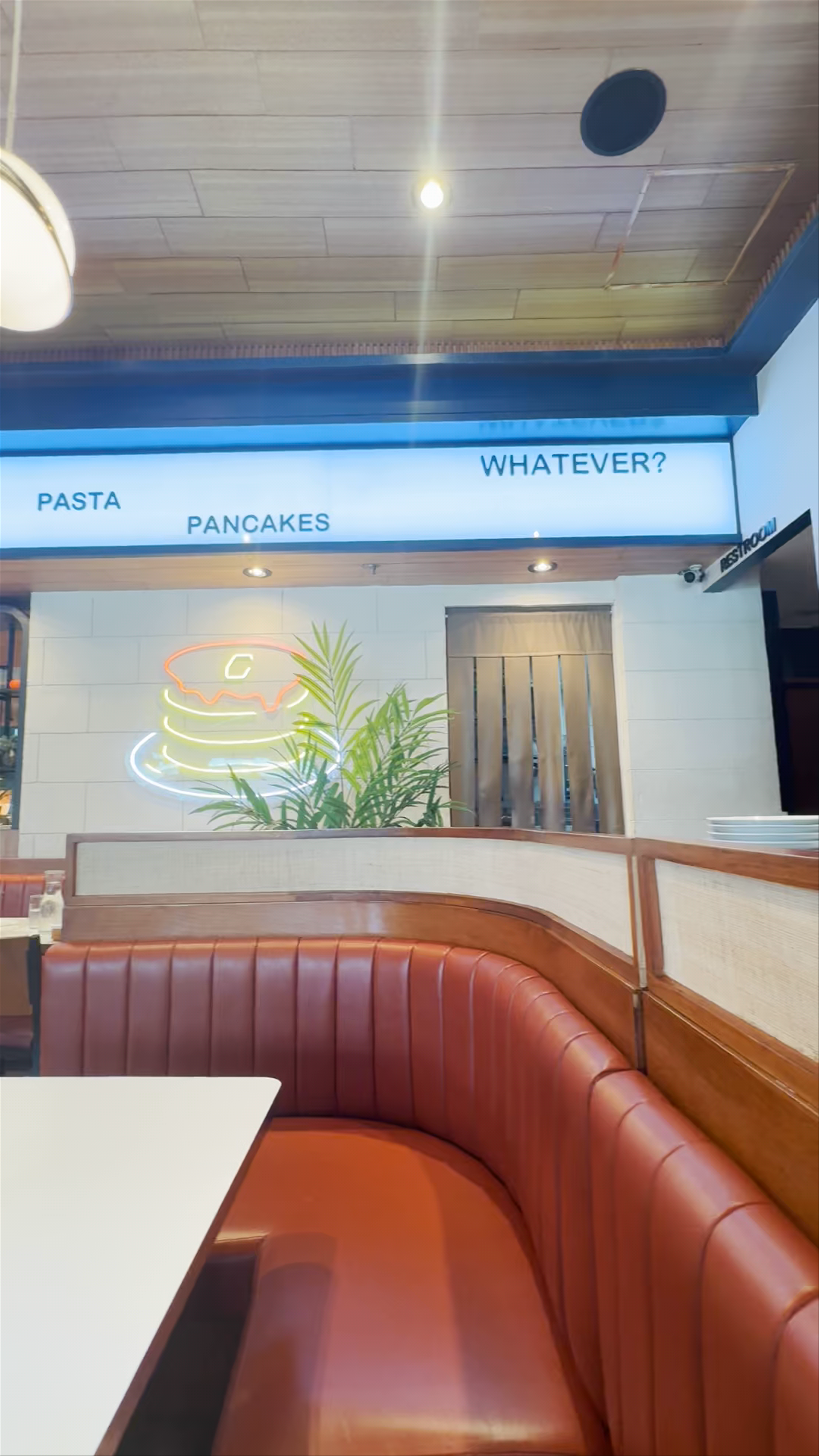 Denny's Uptown Taguig: Cozy 24/7 American Diner Experience