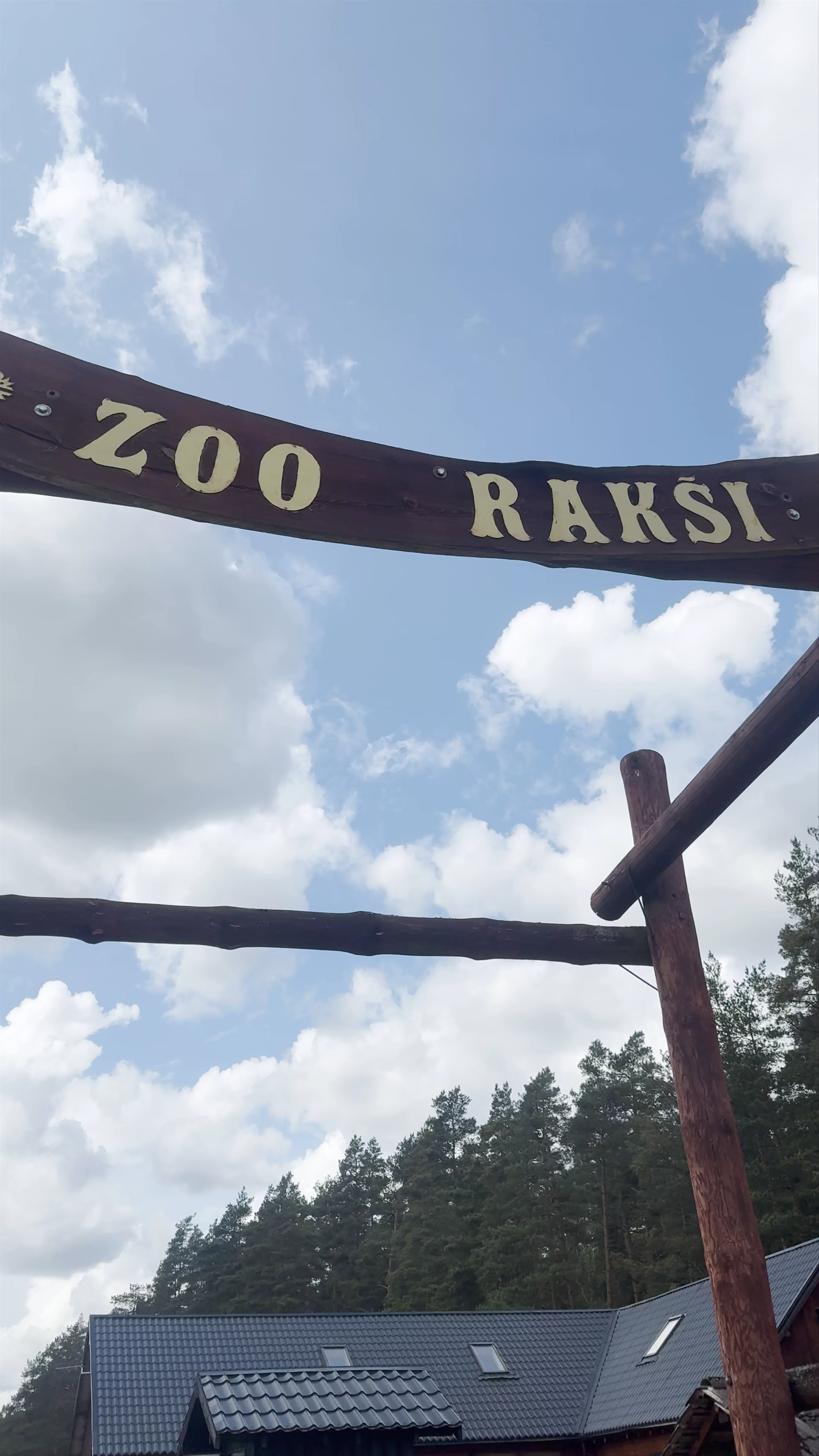 Rakši Zoo