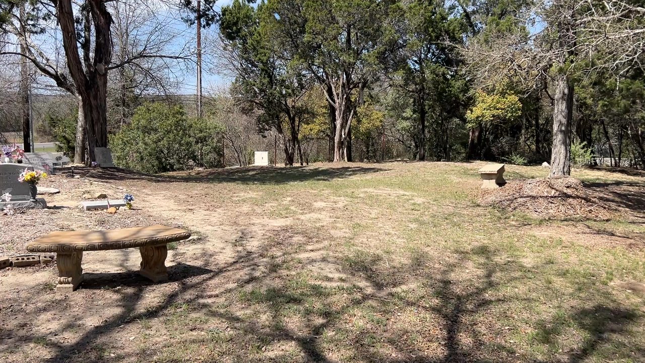 Tarleton Young Cemetery - Funeral Services & Cemeteries Near Me - Austin, Texas