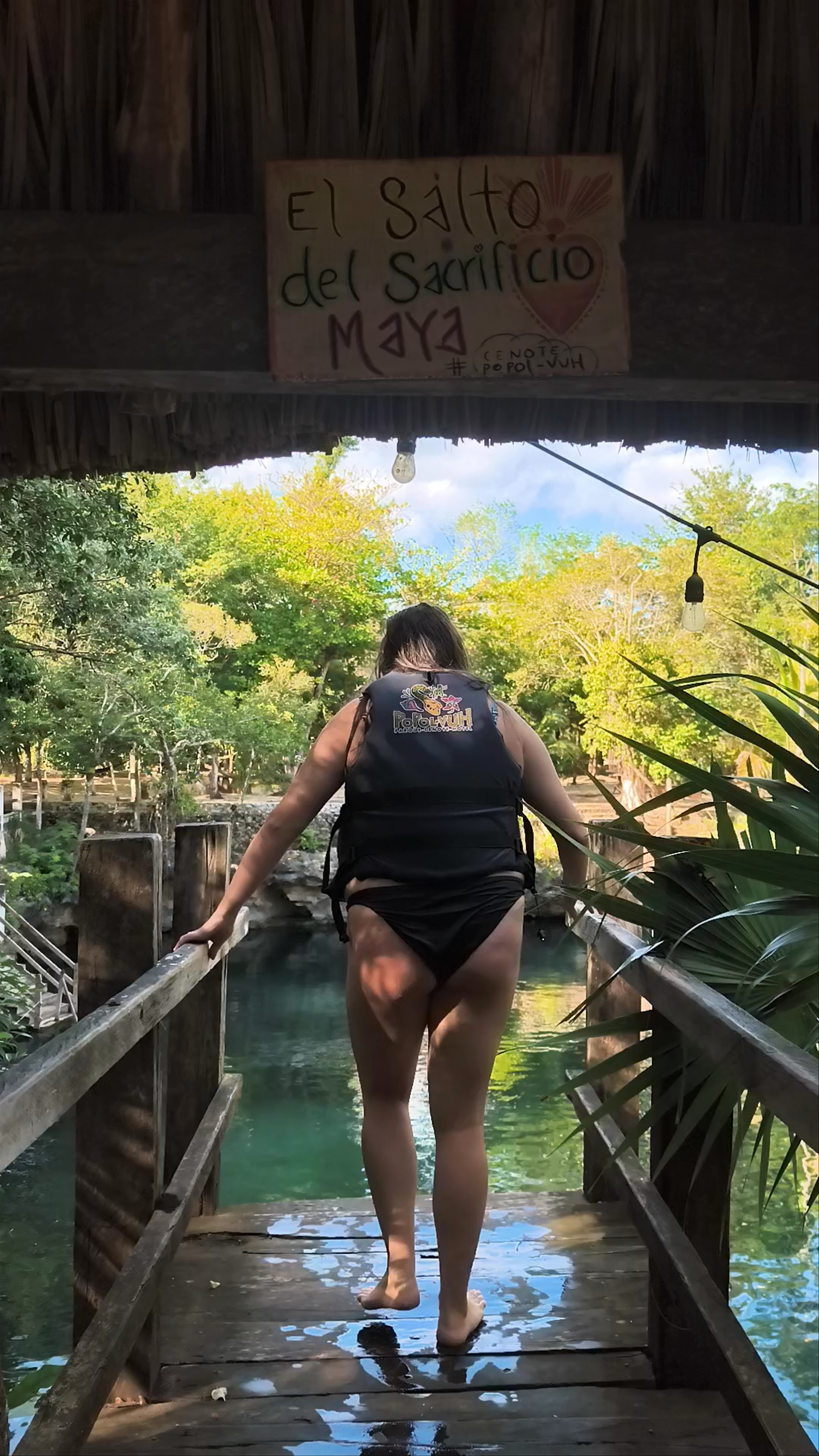 Cenote Popol Vuh