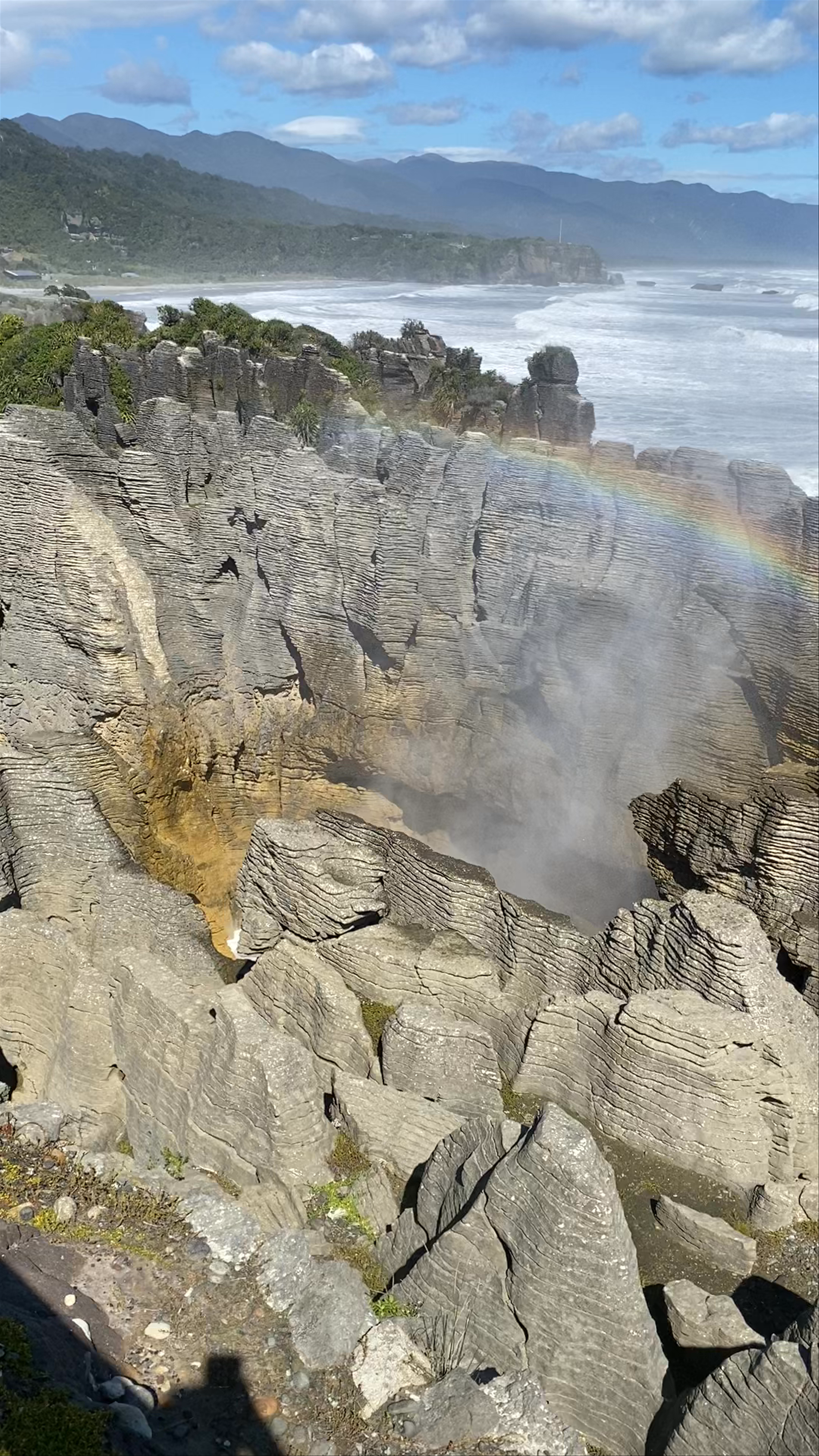 Pancake Rocks and Blowholes Track