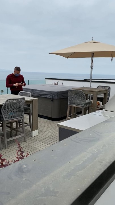 Twigzz - Landscape design rooftop design - Florists Near Me - Pasadena, California