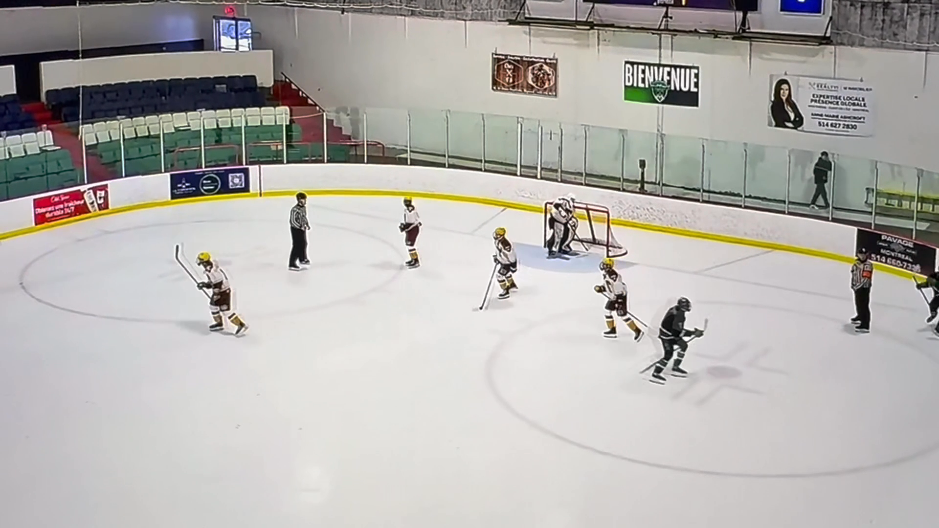 Édouard Côté's Stunning Playoff Goal: Powering Through Defenders!