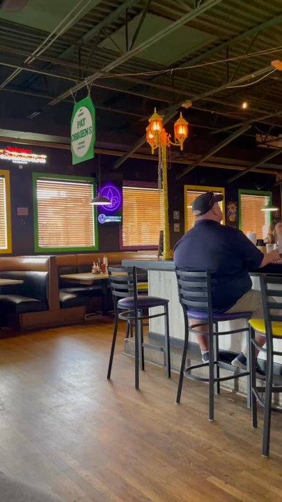 Bourbon Street Bar & Grill - Checking the place out - Cajun/Creole Near Me - Bedford, Texas