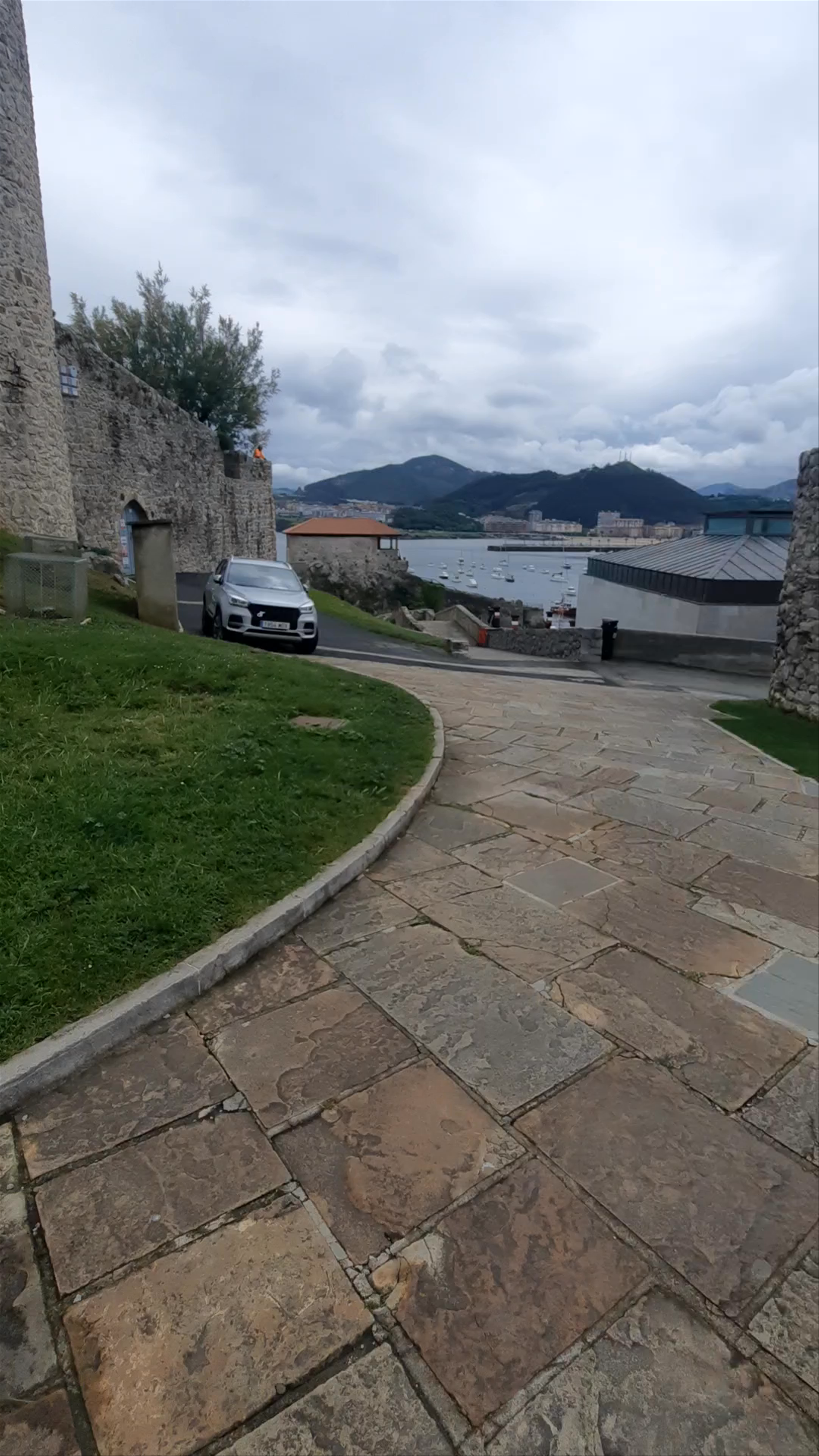 Castillo-Faro de Santa Ana