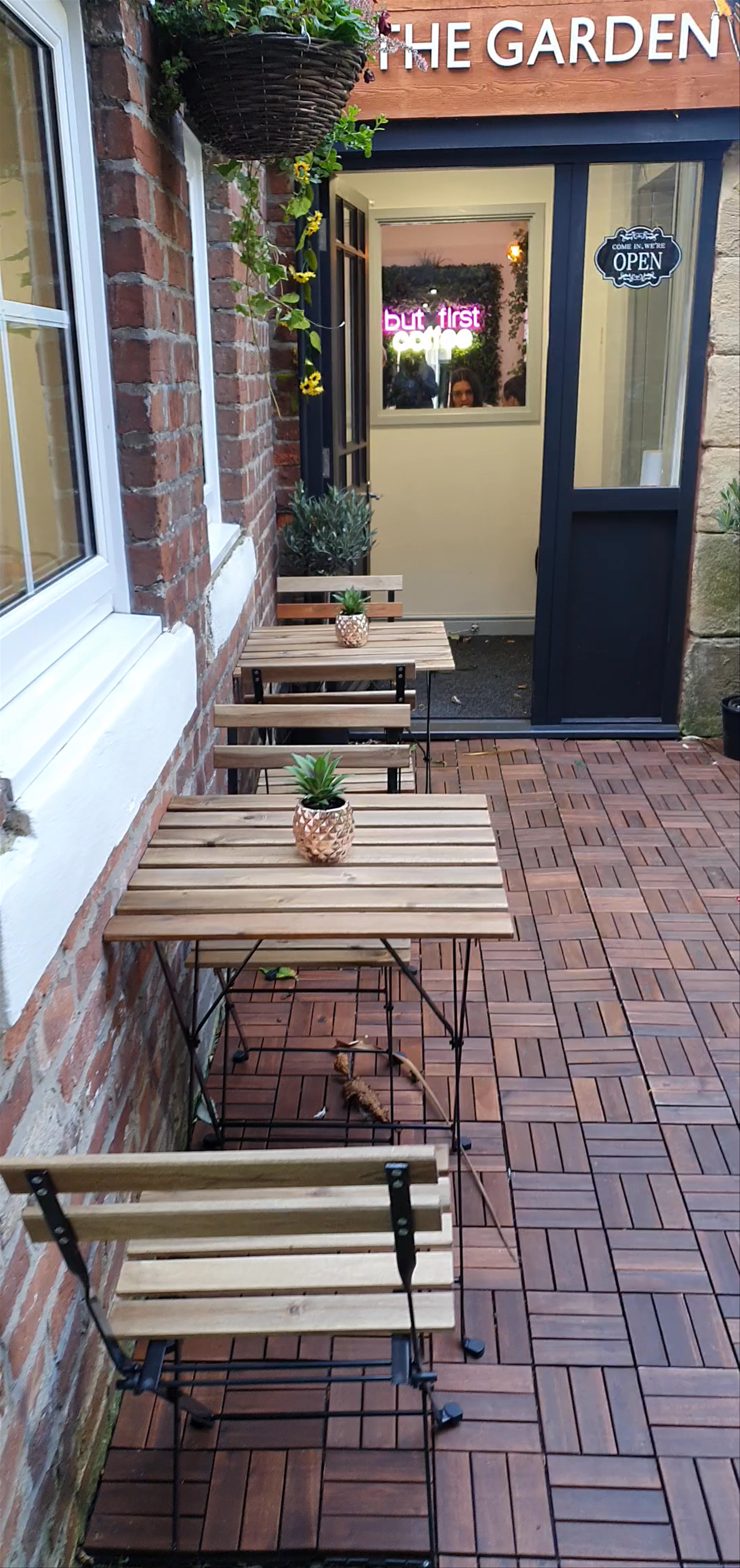 Sober in the Garden: A Cozy Outdoor Café Escape in Morpeth