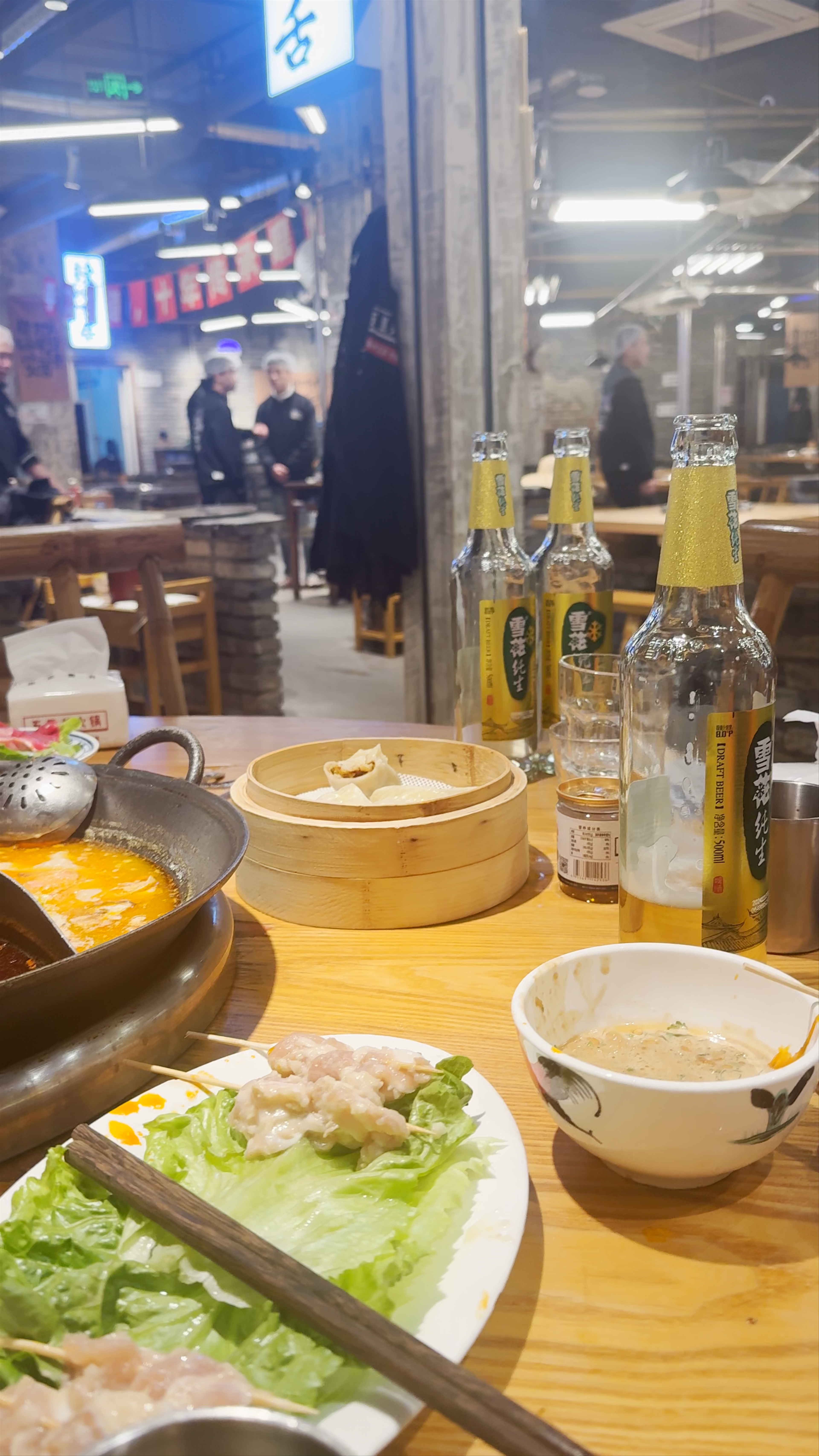 Authentic Sichuan Hot Pot Experience at Wuming Hot Pot, Chengdu