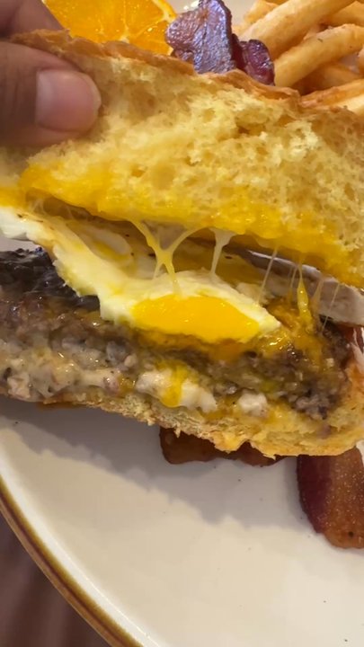 Mikayla's Cafe - Morning burger - American Near Me - Santa Clara, California