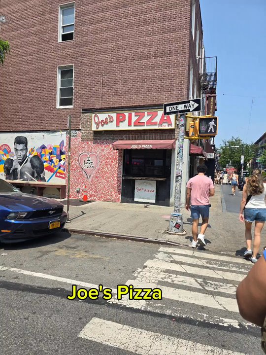 Joe's Pizza - Joe's Pizza (New York) video 6/6/2025 - Pizza Near Me - Brooklyn, New York