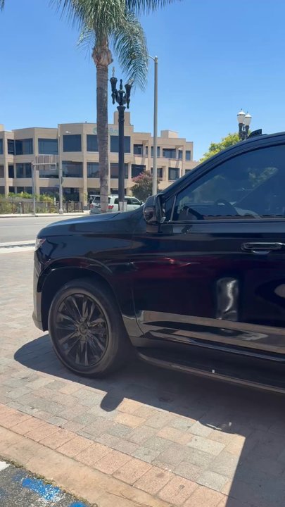 Obsidian Limo - Ordered Two Luxury SUVs - Airport Shuttles Near Me
