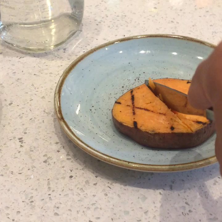 Fresh On Front - complained about a burnt sweet potato and they gave me a raw sweet potato - Vegan Near Me - Toronto, Ontario