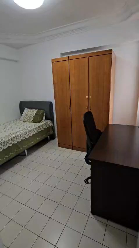Common Room (HDB) for Rent in  366 Clementi Avenue 2 - Image 10