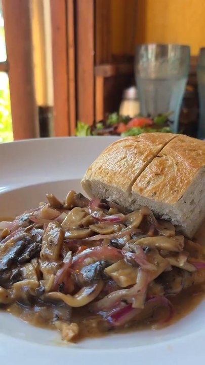 1285 Restobar - Chicken marsala with  and garden salad - Italian Near Me - Florence, Oregon