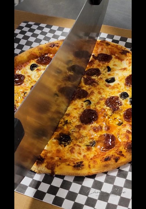 Burning Pizza - Burning Sujuk (large $24.95) - Pizza Near Me - Toronto, Ontario