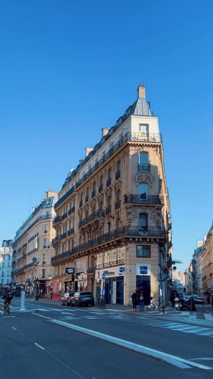 where to next?
📍 Paris
🎥 Nelemson G · Pexels
#travel #city #citybreak #skyline #wanderlust