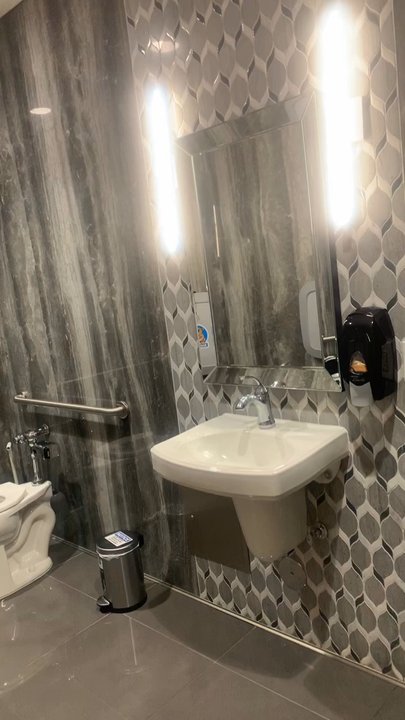 United Health Centers - United Health Doctor Office bathroom that I absolutely love - General Dentistry Near Me - Clovis, California