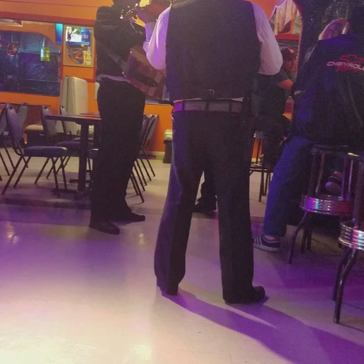 La Reyna - Bars Near Me - Baldwin Park, California