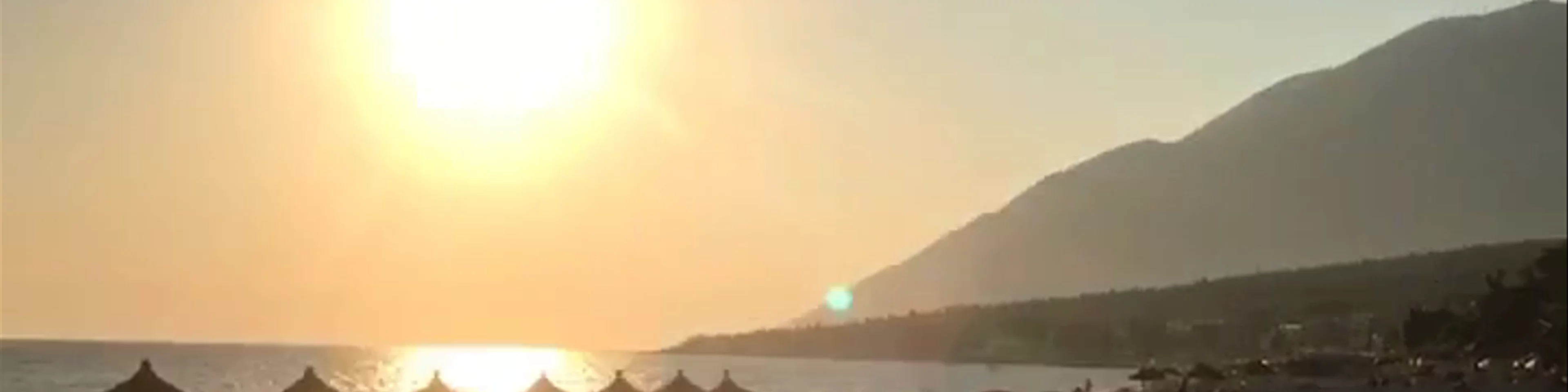 Dhërmiu Beach