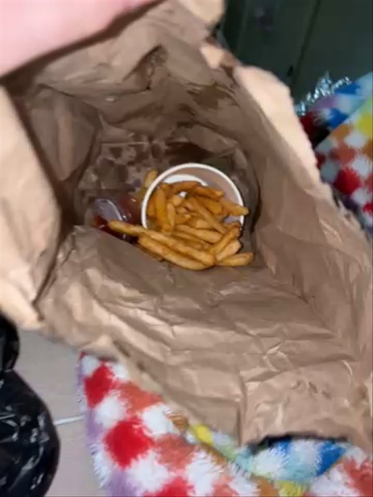 J Dawgs - Gross cold wet fries - Hot Dogs Near Me - Riverdale, Utah
