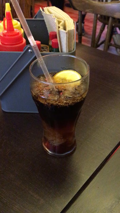 Boondocks - There's a lot of vibration when the wait staff walk by :/ - New American Near Me - London, XGL