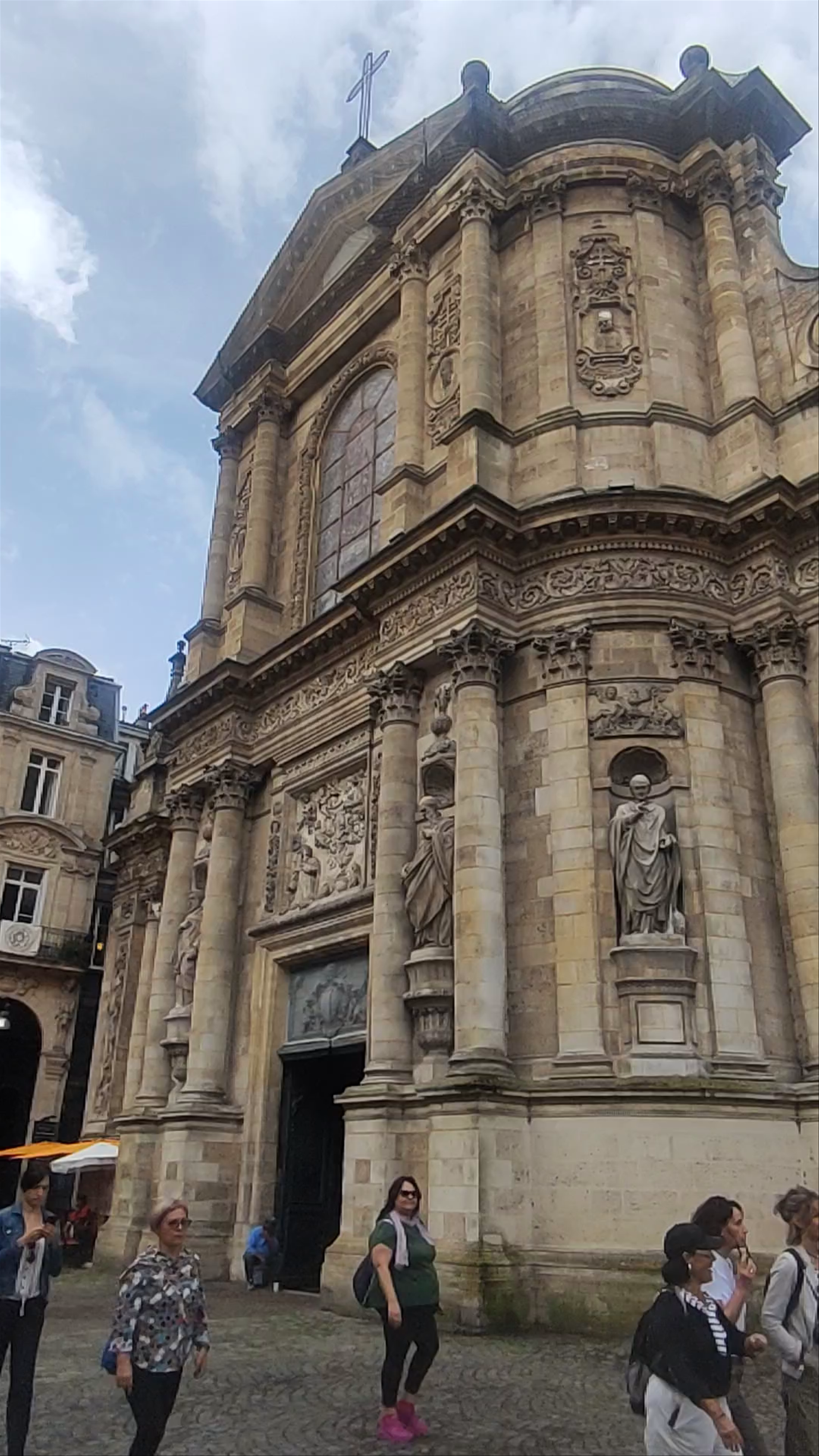 Presbytère de l'église Notre-Dame: Historic Grandeur in Bordeaux