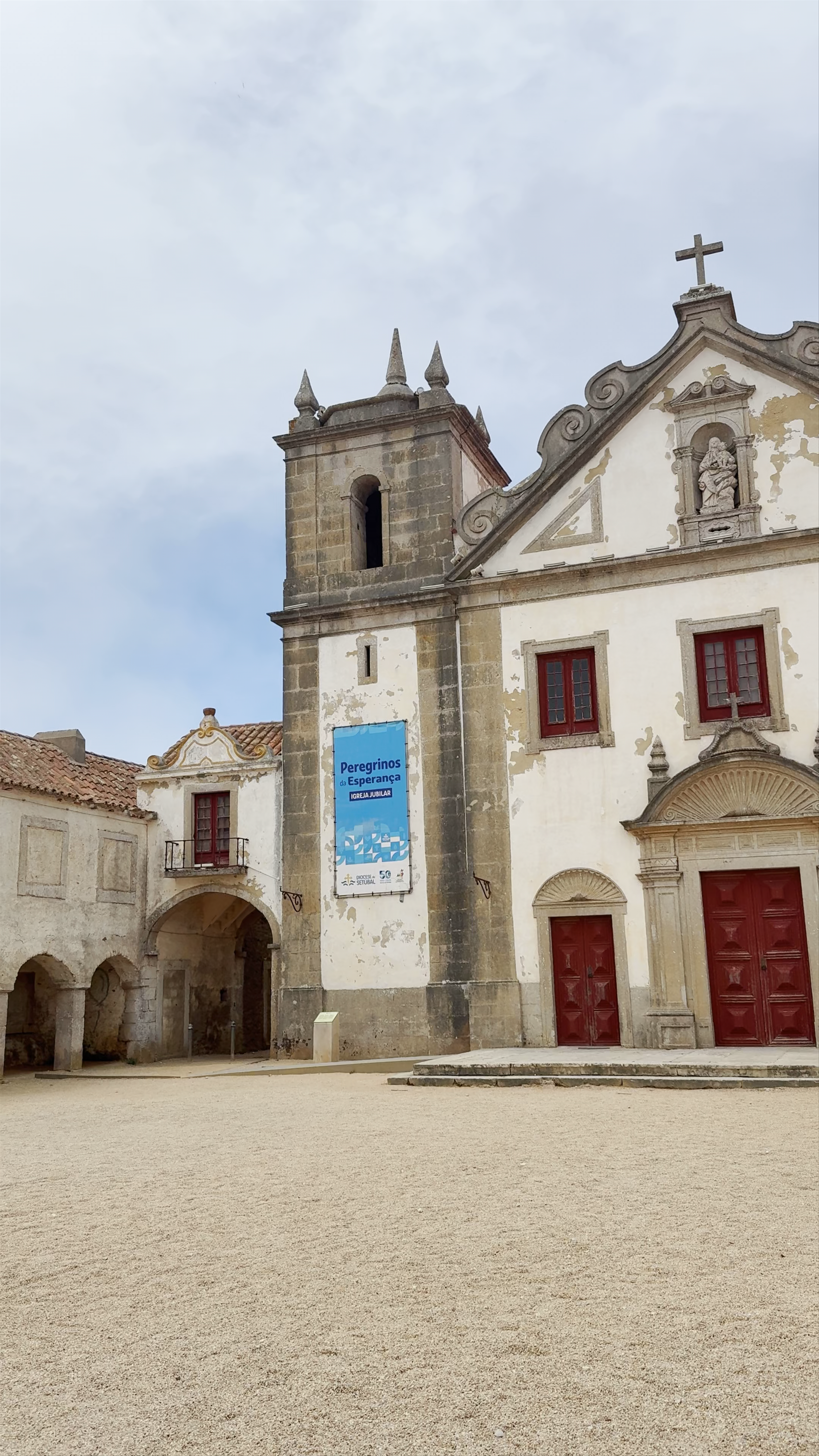 Santuario de Nossa Senhora do Cabo Espichel: A Spiritual Journey in Sesimbra, Portugal