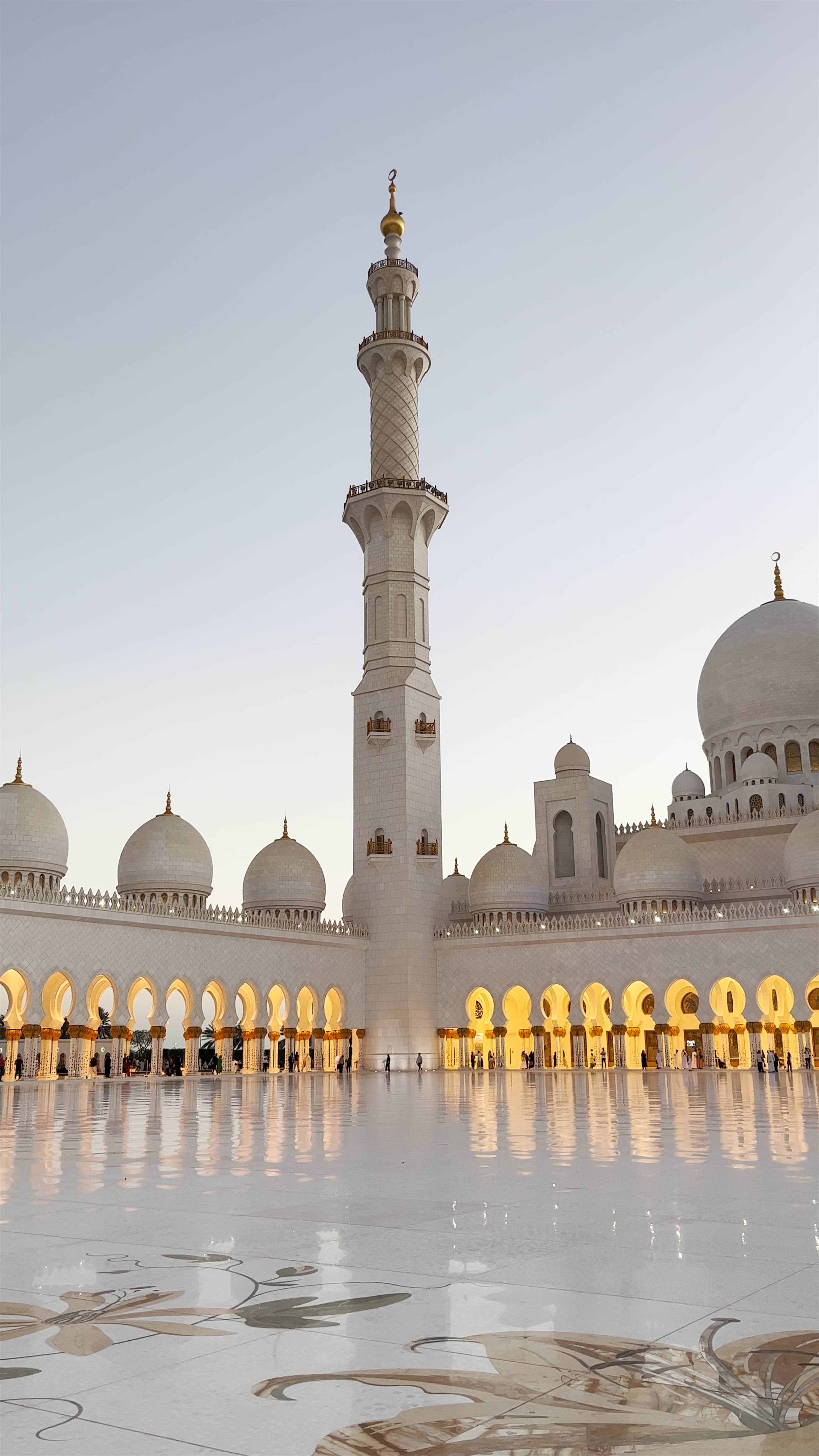 Sheikh Zayed Grand Mosque - Abu Dhabi - United Arab Emirates