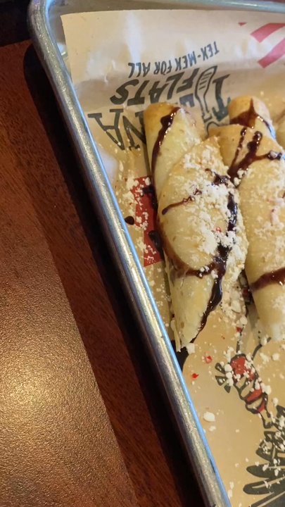 Tijuana Flats - PEPPERMINT COOKIE DOUGH FLAUTAS (6 piece) - Tex-Mex Near Me - Largo, Florida