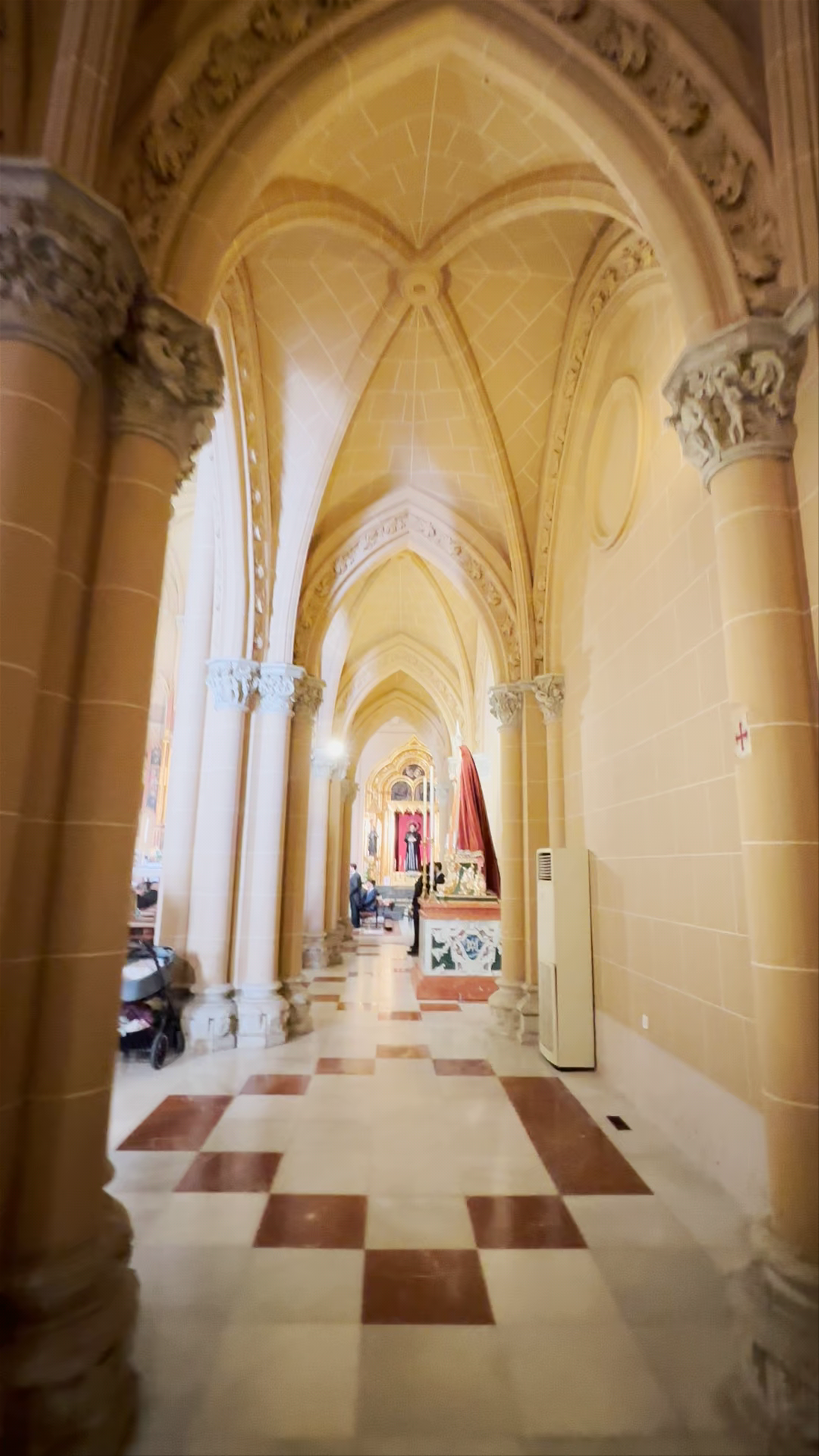 Experience the Sacred Beauty of Iglesia del Sagrado Corazón in Málaga