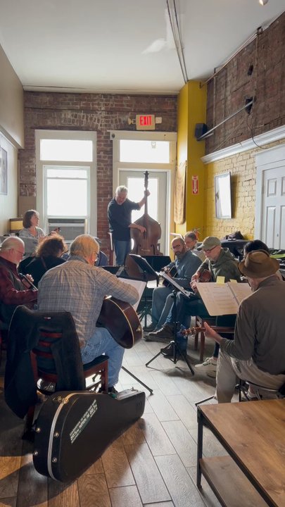 Bank Square Coffeehouse - Live band!! - Coffee & Tea Near Me - Beacon, New York