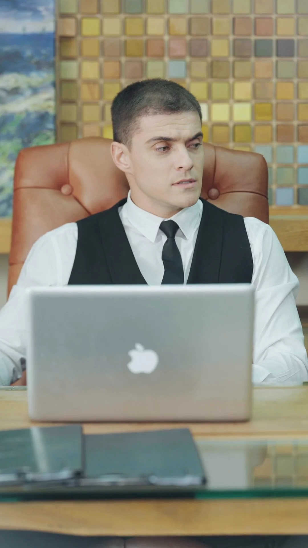Help! I'm Falling in Love with My Rude CEO - Episode 37