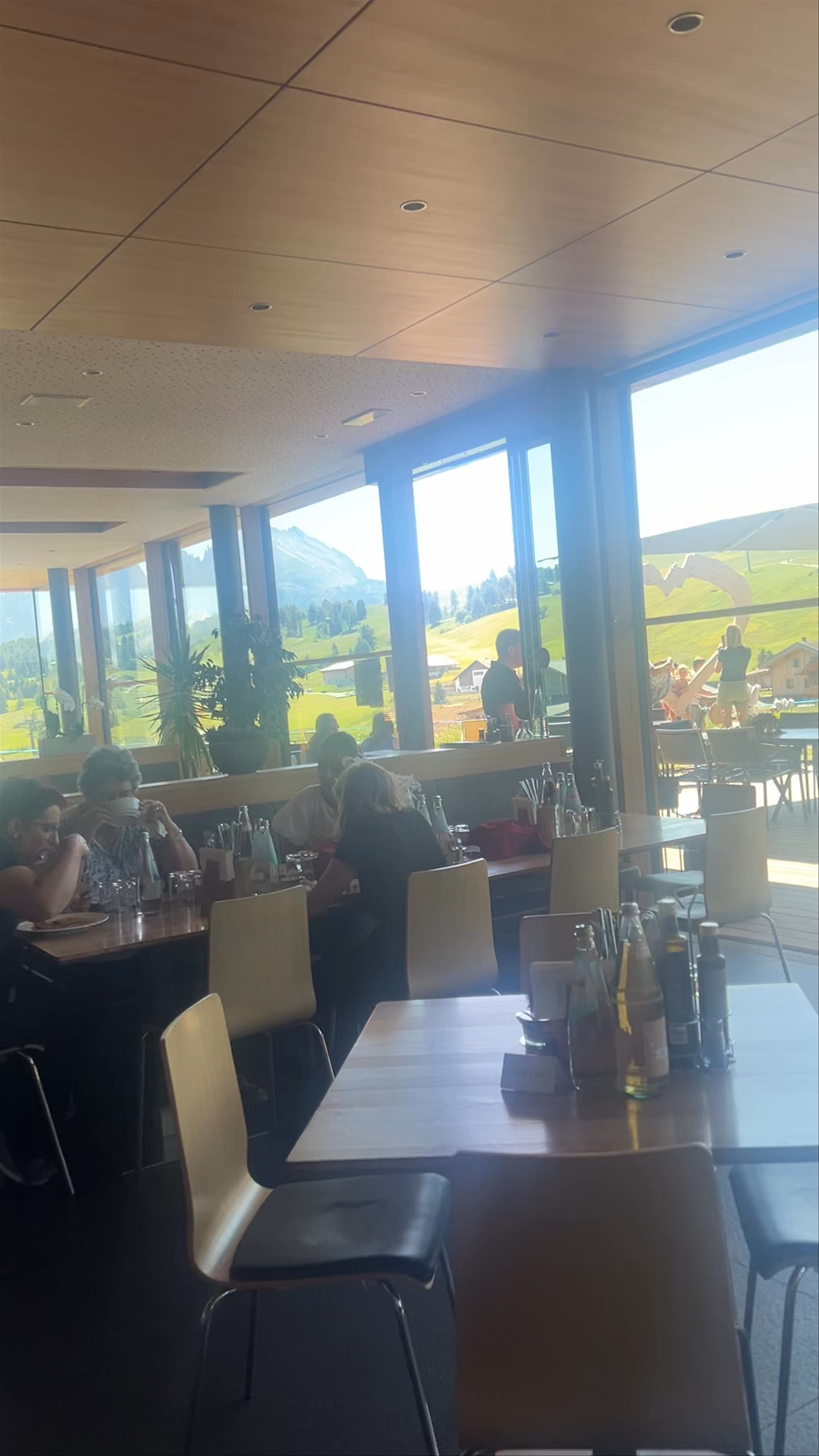 Nordic Bar & Restaurant: Scenic Dining at Alpe di Siusi