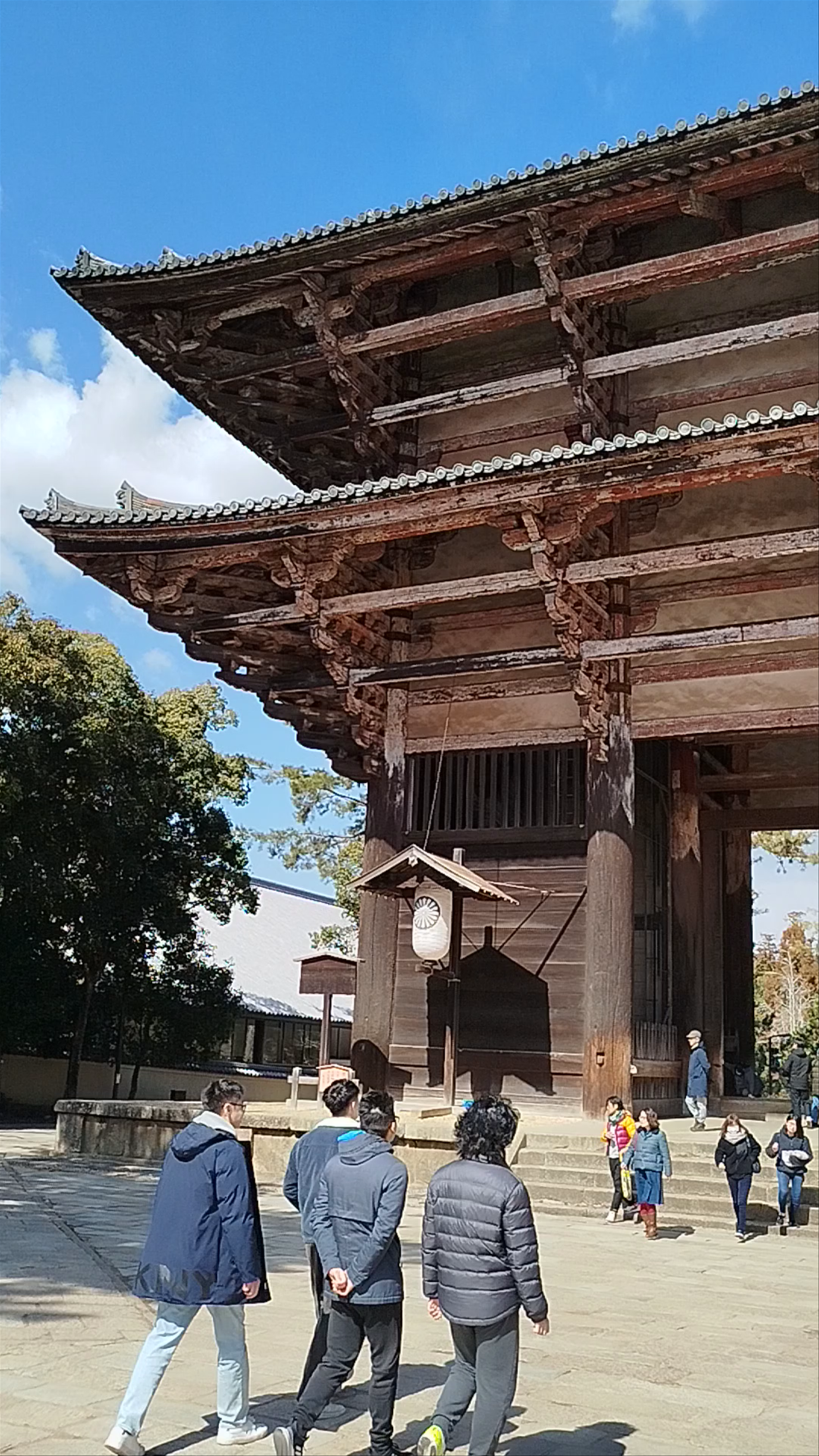 Todai-ji Namdaimon Grand South Gate Experience in Nara, Japan