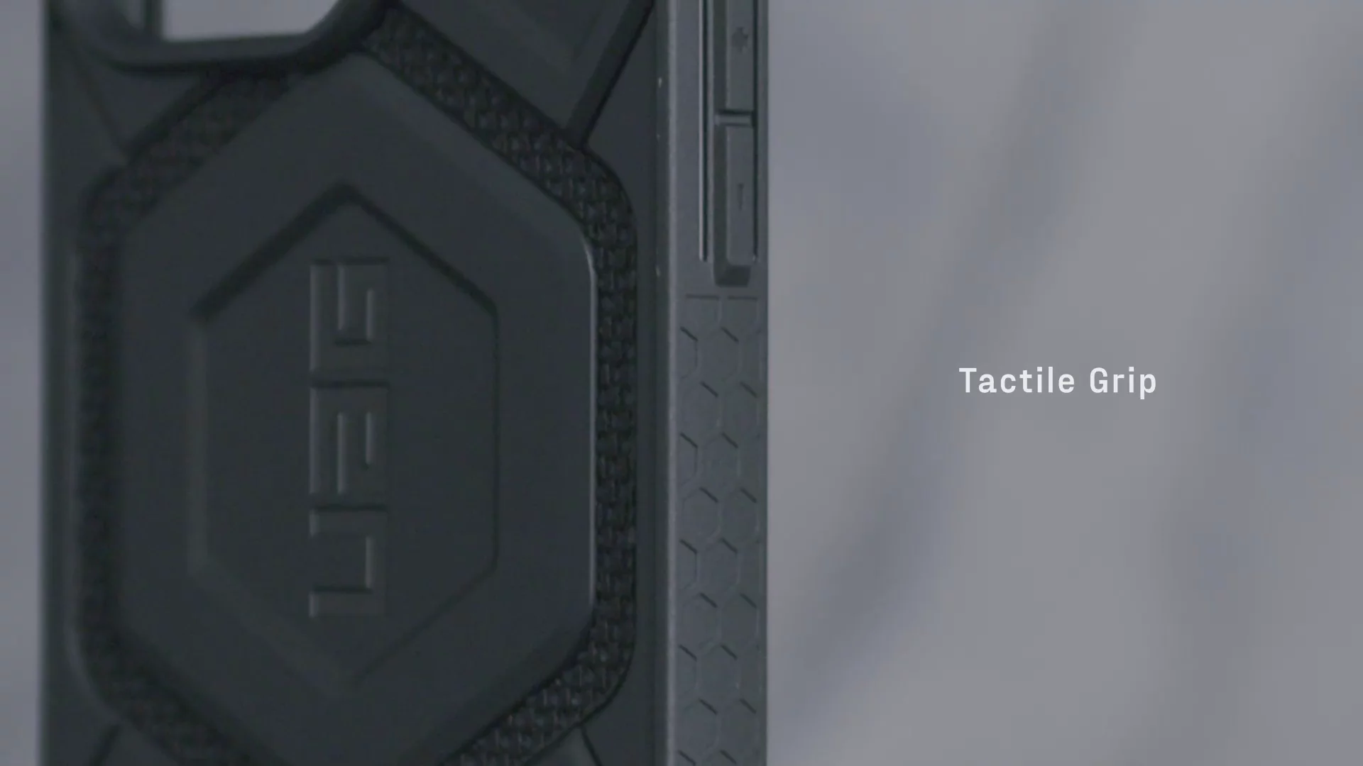 UAG iPhone15 Pro MONARCH PROケース ケブラーシルバー UAG iPhone15 Pro MONARCH PROケース ケブラーシルバー UAG