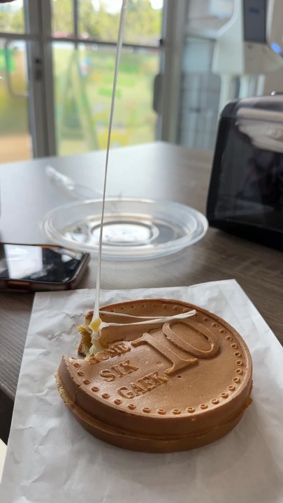 Munchy's Lounge - The coin cake we got for spending over $20! - Sandwiches Near Me - Clayton, California