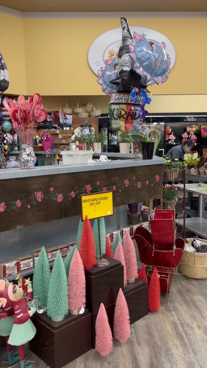 Vons - Flower shop - Grocery Near Me - Riverside, California