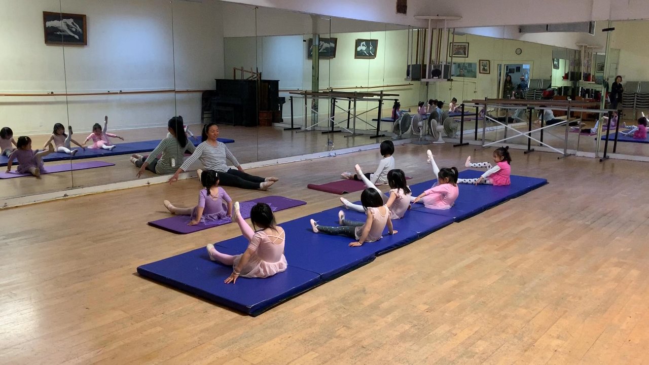 Yes U Can Dance - Children's Chinese dance! - Dance Studios Near Me - San Francisco, California