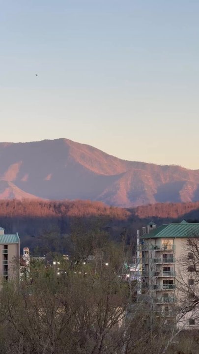 Drury  Hotel - Hotels Near Me - Pigeon Forge, Tennessee